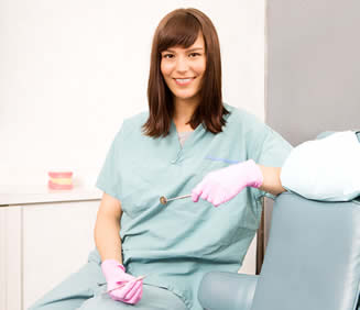 The Roles of Dental Hygienists and Dental Assistant